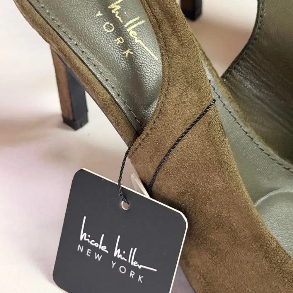 Stylish Modern Nicole Miller Faux Suede Kitten heels size 9 nwt